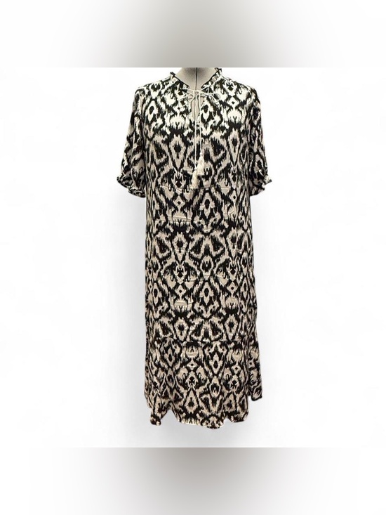 Dokotoo Dresses & Skirts - Black and Cream Maxi Dress with Tie-Neck